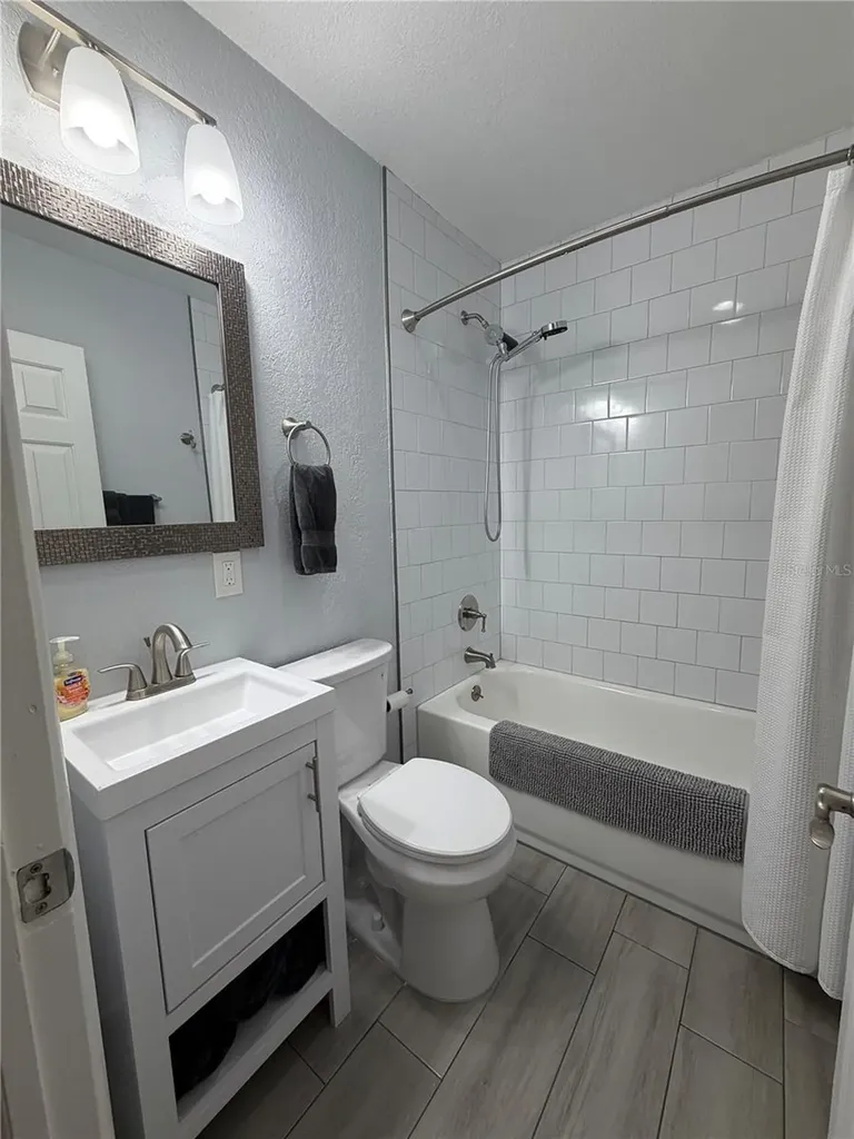 4507 W Gray Street Tampa FL 33609
