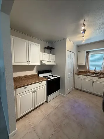 4507 W Gray Street Tampa FL 33609