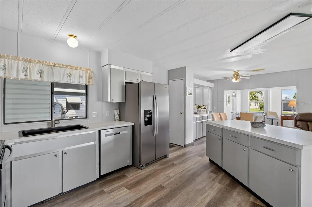 12 N Bobwhite Road Wildwood FL 34785