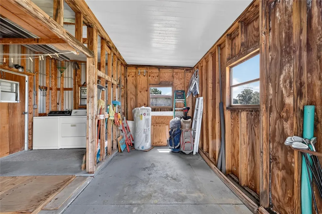 12 N Bobwhite Road Wildwood FL 34785