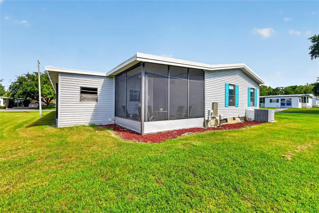 12 N Bobwhite Road Wildwood FL 34785