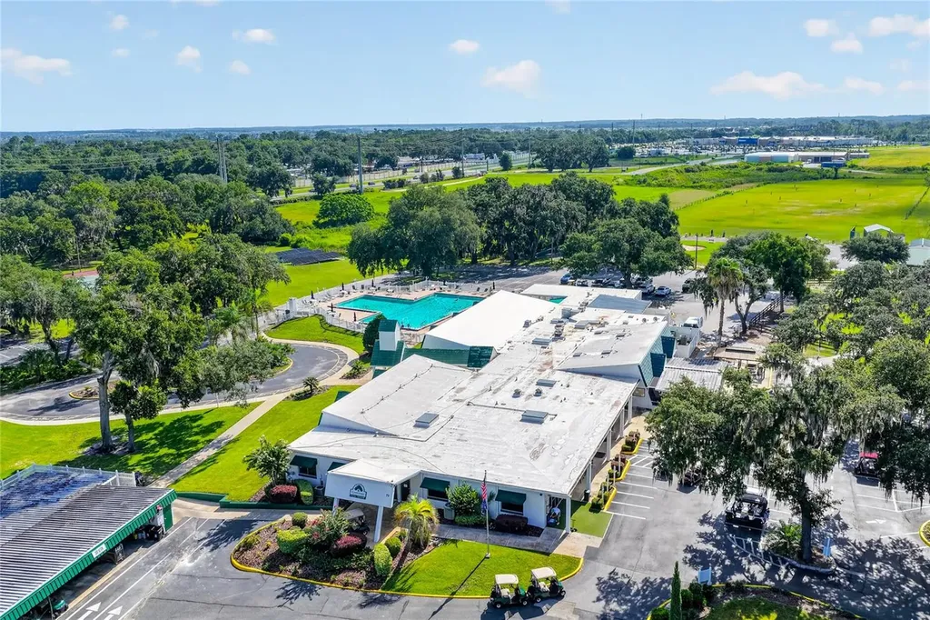 12 N Bobwhite Road Wildwood FL 34785