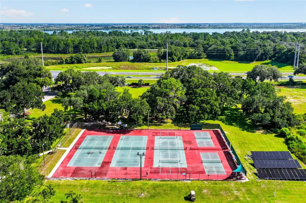 12 N Bobwhite Road Wildwood FL 34785