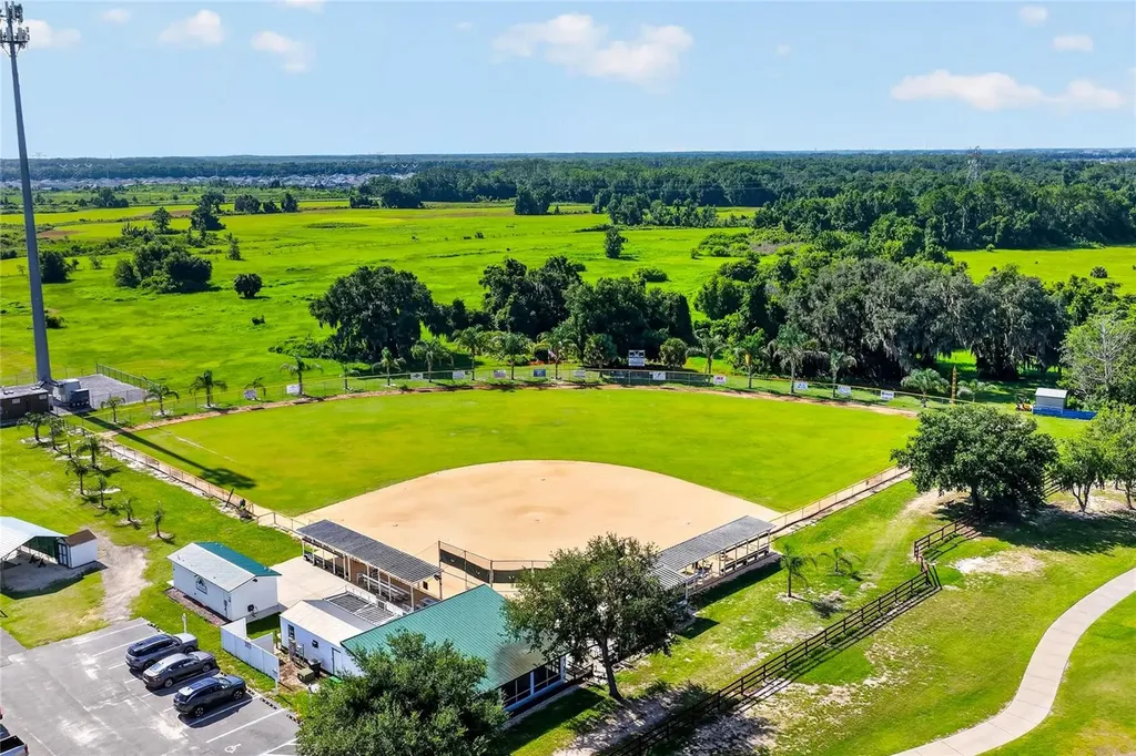 12 N Bobwhite Road Wildwood FL 34785
