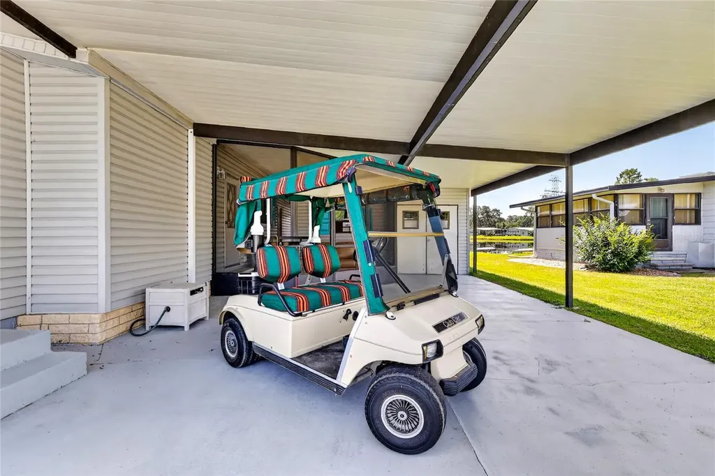 12 N Bobwhite Road Wildwood FL 34785
