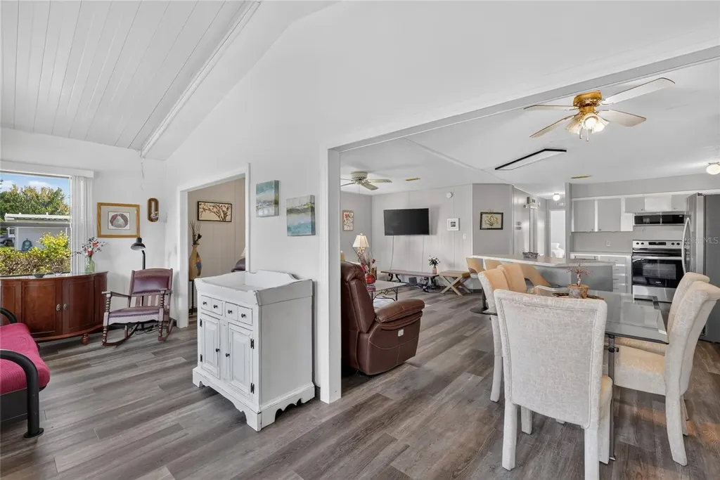 12 N Bobwhite Road Wildwood FL 34785