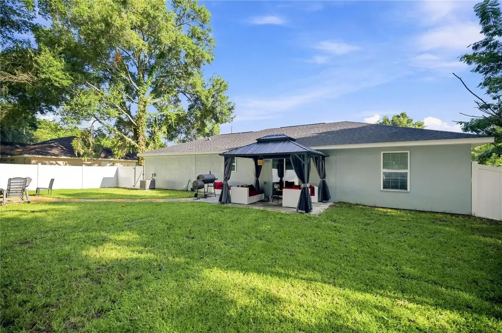 1864 NE 126th Lane Anthony FL 32617
