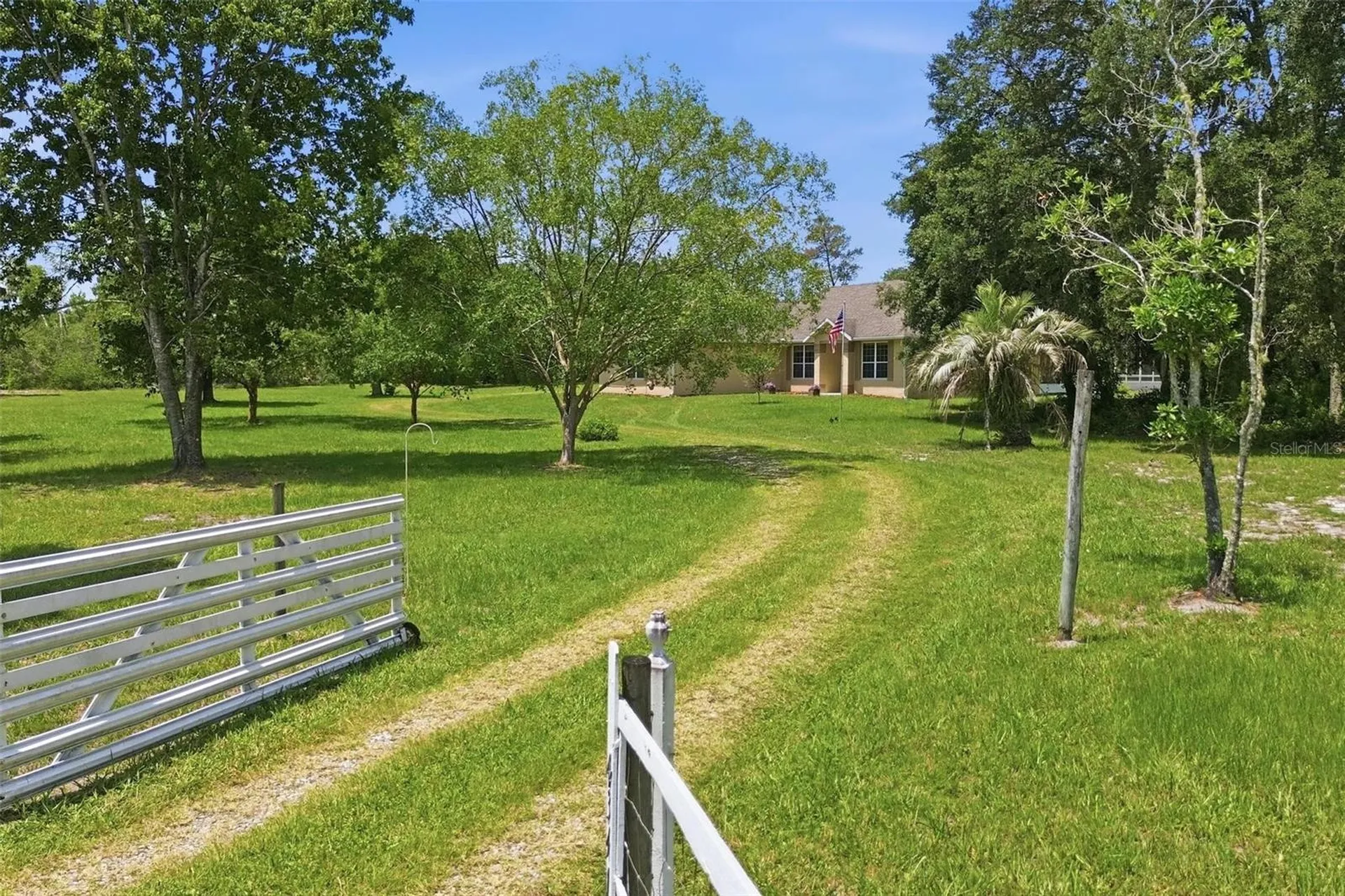 43415 Natchez Street Deland FL 32720