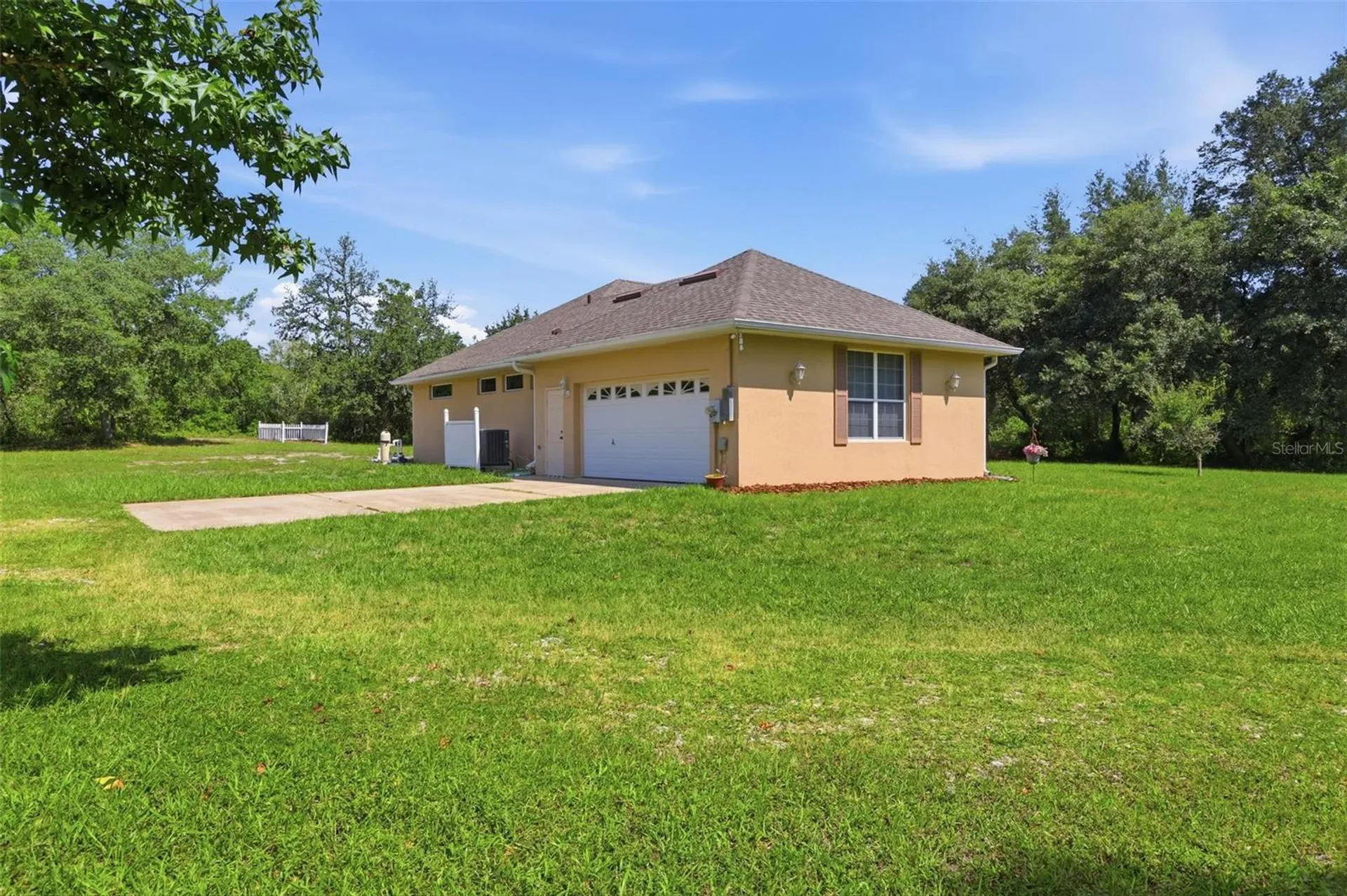 43415 Natchez Street Deland FL 32720