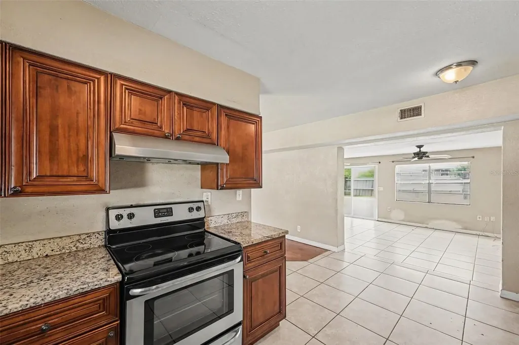 11428 75th Avenue Seminole FL 33772