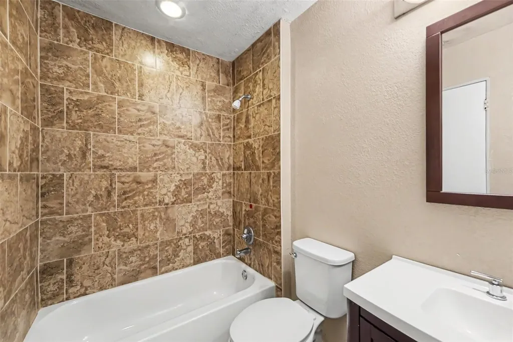 11428 75th Avenue Seminole FL 33772