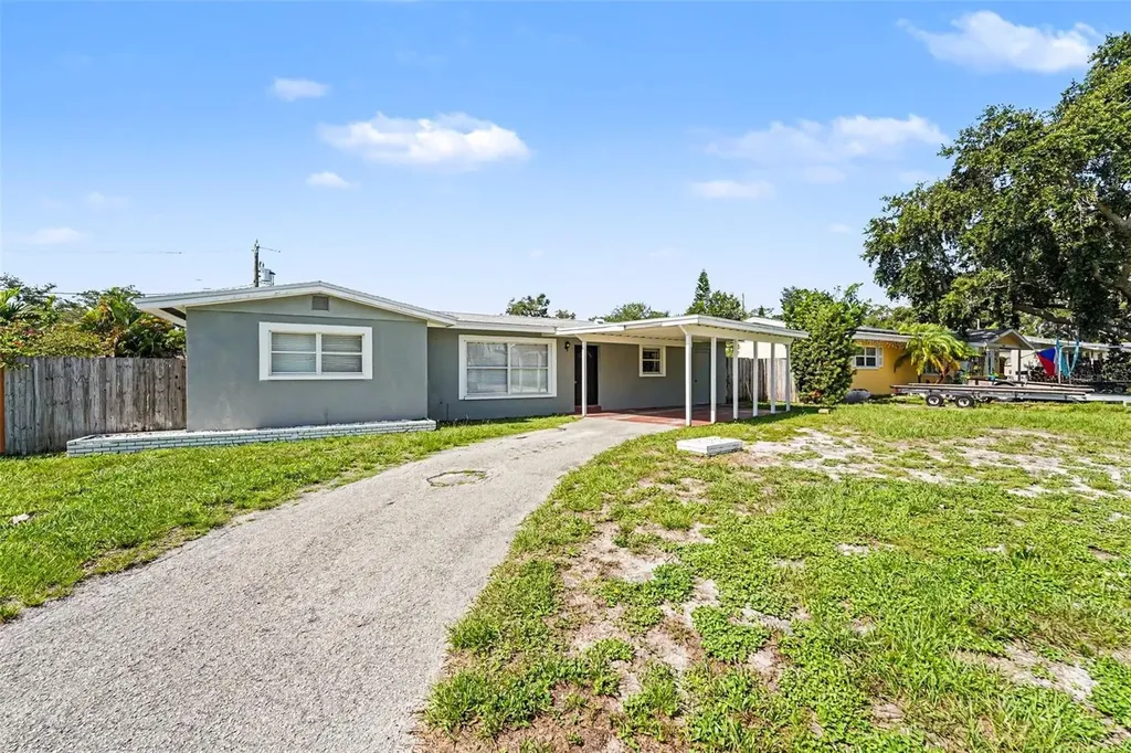 11428 75th Avenue Seminole FL 33772