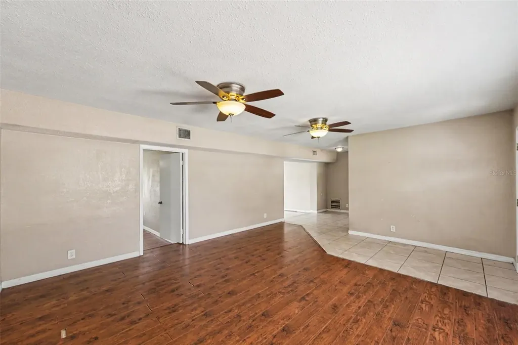 11428 75th Avenue Seminole FL 33772