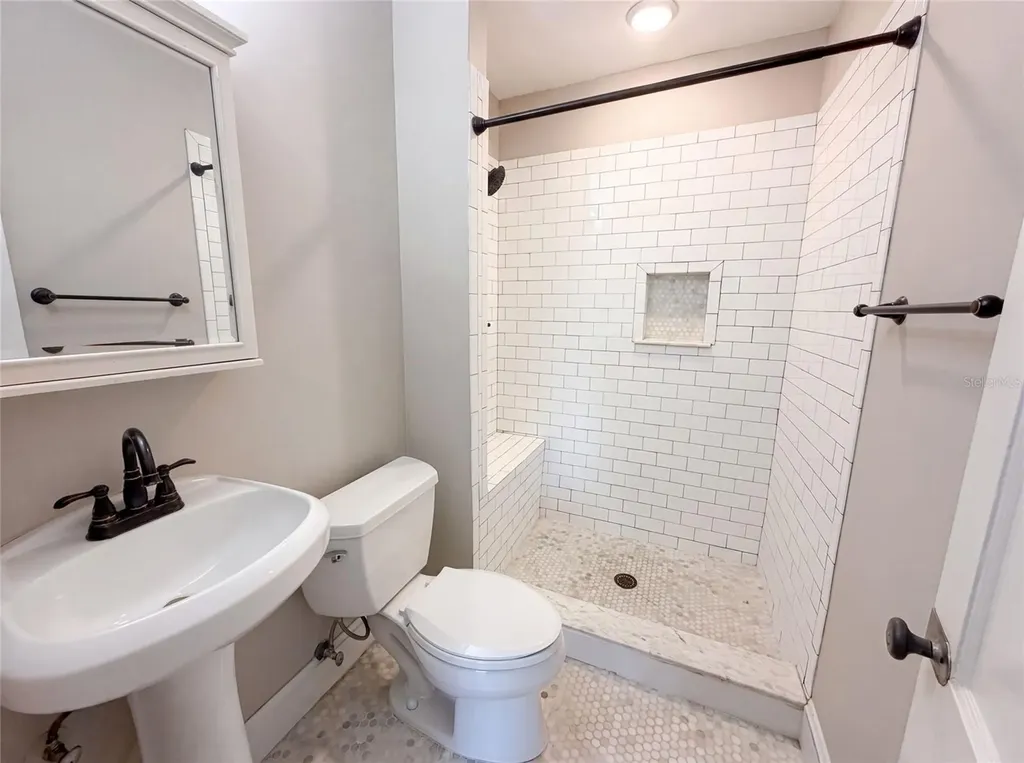 1521 W River Shore Way Tampa FL 33603