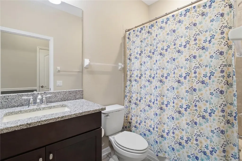 4738 Woods Landing Lane Tampa FL 33619