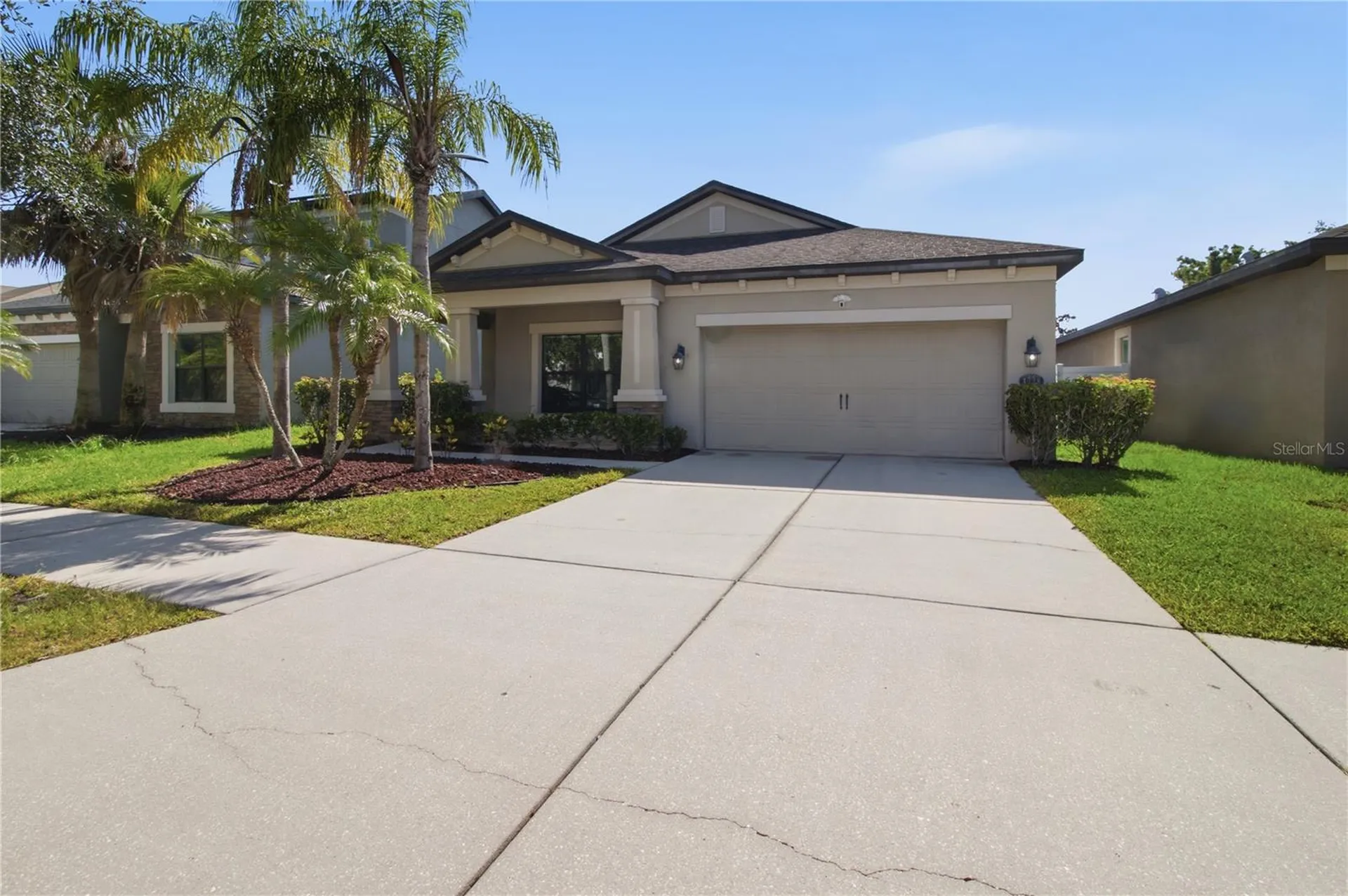 4738 Woods Landing Lane Tampa FL 33619