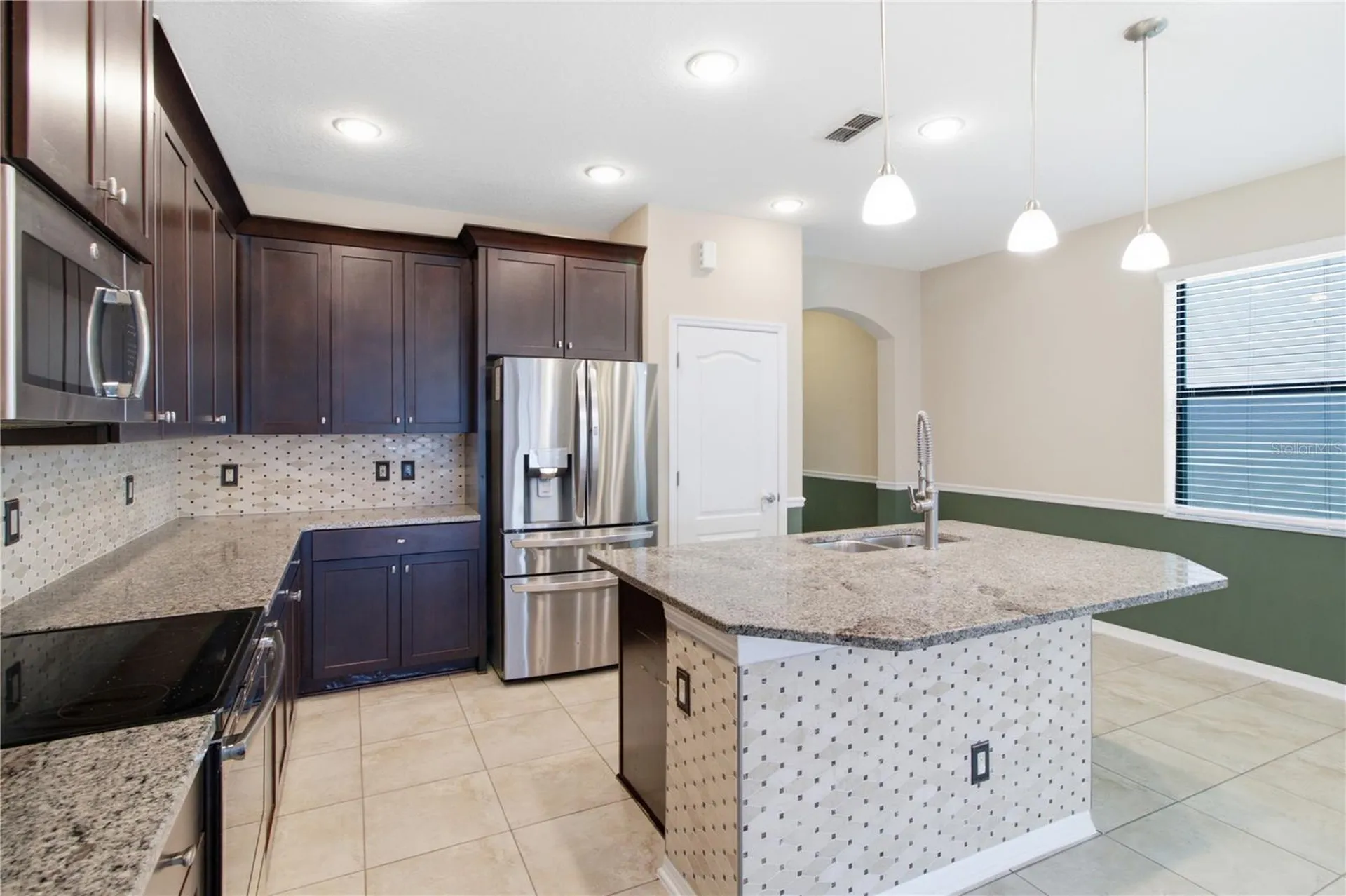 4738 Woods Landing Lane Tampa FL 33619
