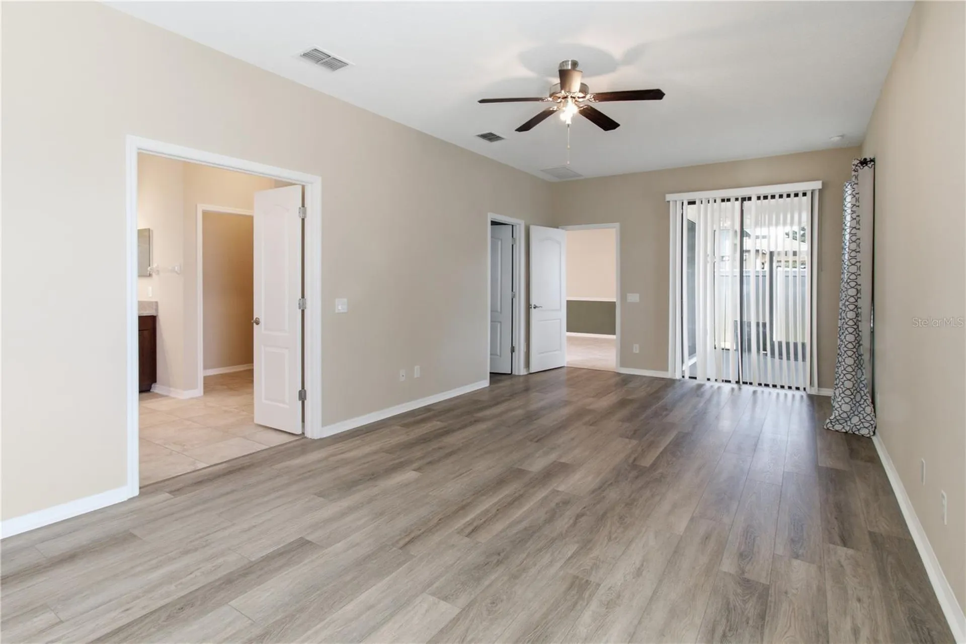 4738 Woods Landing Lane Tampa FL 33619