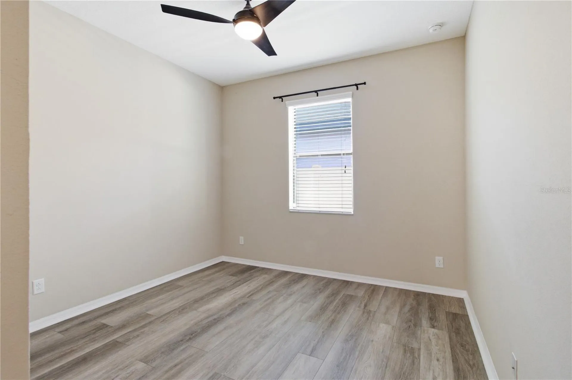 4738 Woods Landing Lane Tampa FL 33619