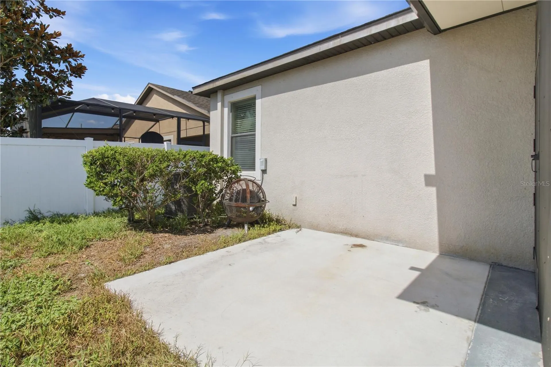 4738 Woods Landing Lane Tampa FL 33619
