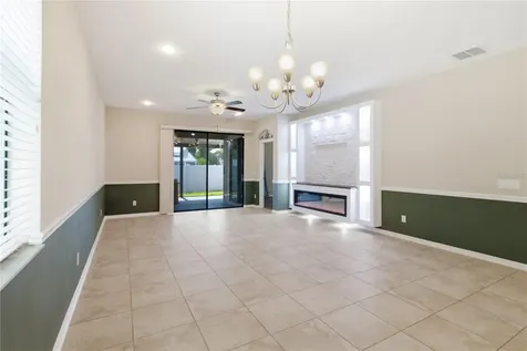 4738 Woods Landing Lane Tampa FL 33619