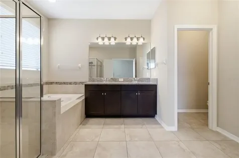 4738 Woods Landing Lane Tampa FL 33619