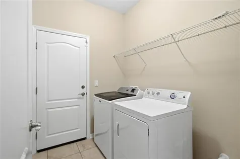 4738 Woods Landing Lane Tampa FL 33619