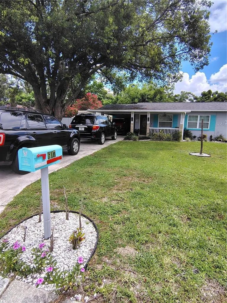 607 Oak Ridge Drive Brandon FL 33510