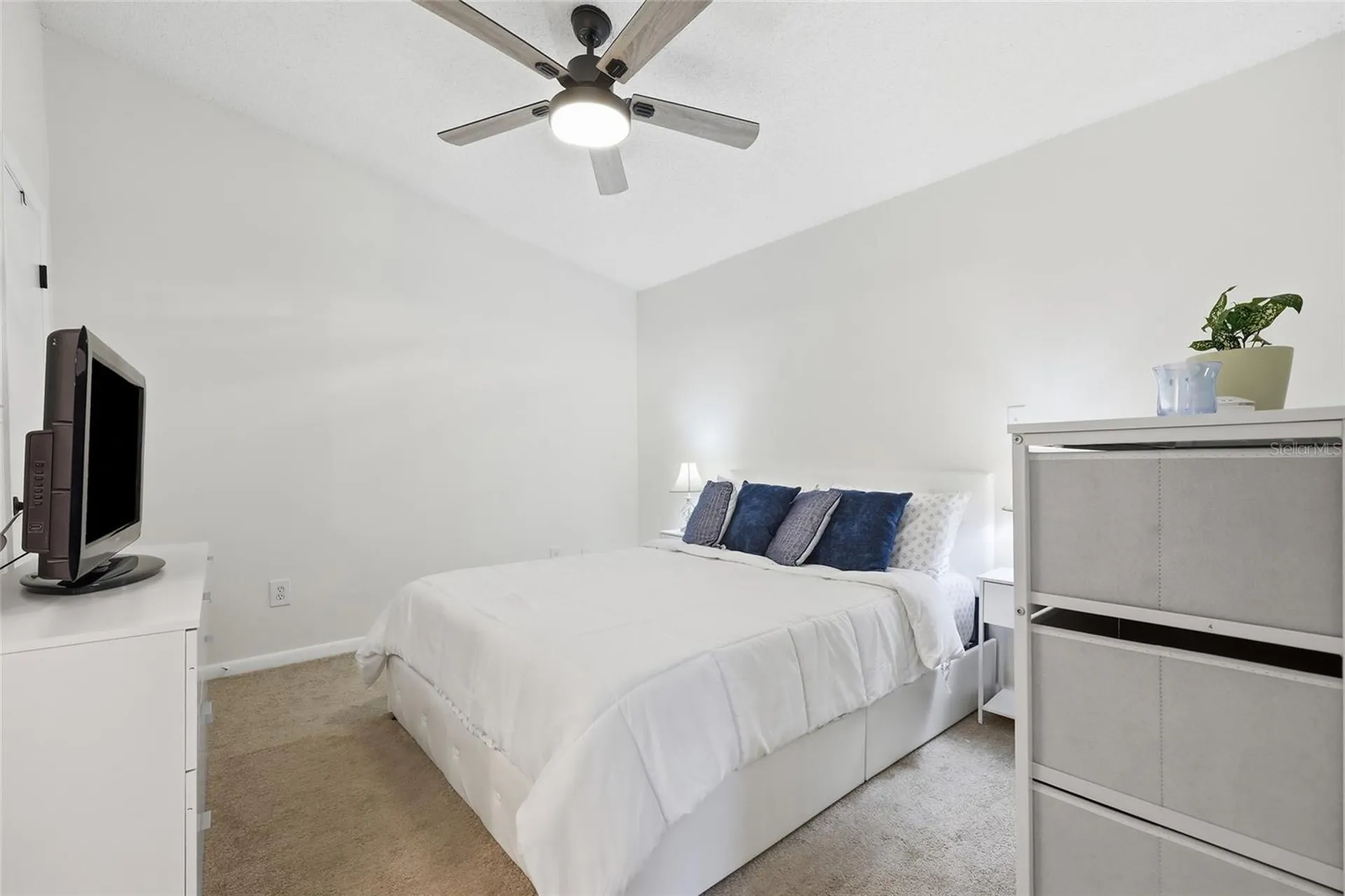 250 Homewood Avenue Debary FL 32713