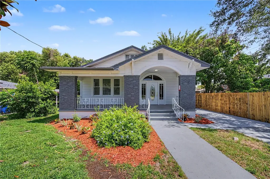 1920 E Paris Street Tampa FL 33610