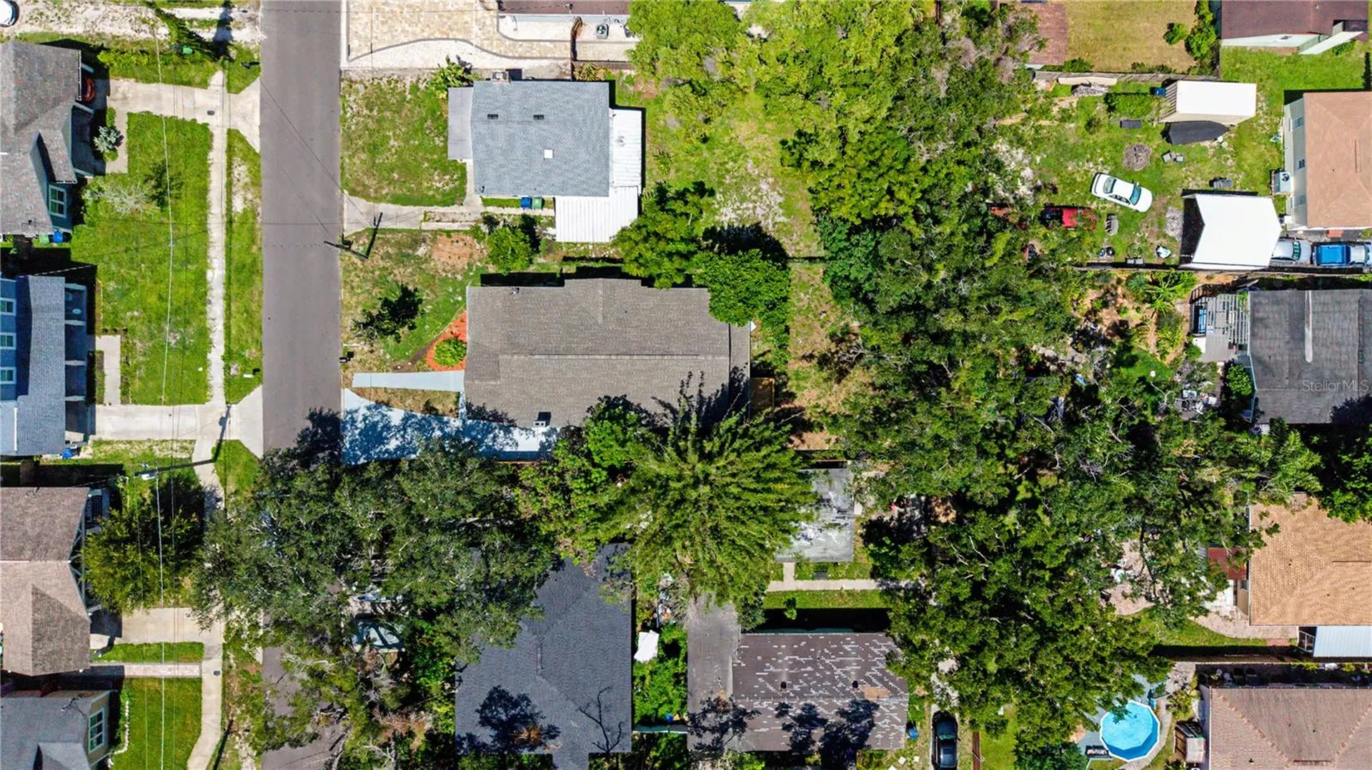 1920 E Paris Street Tampa FL 33610