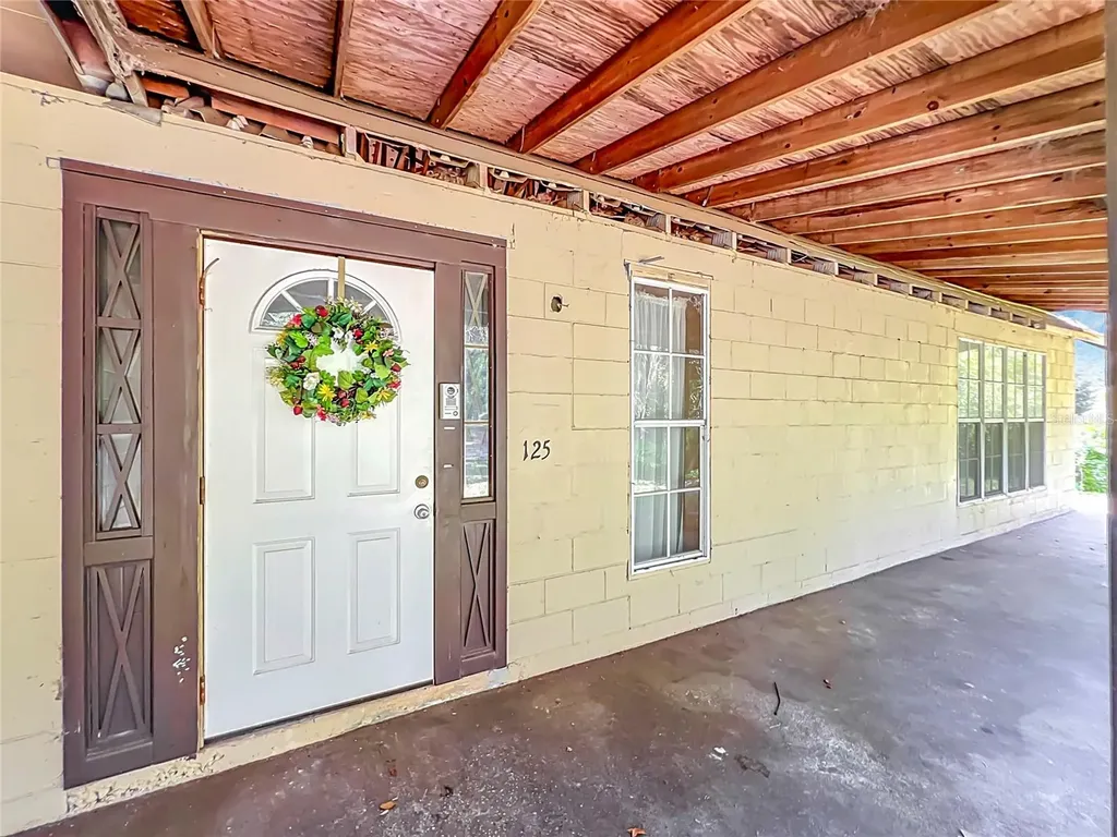 125 Snow Hill Road Geneva FL 32732