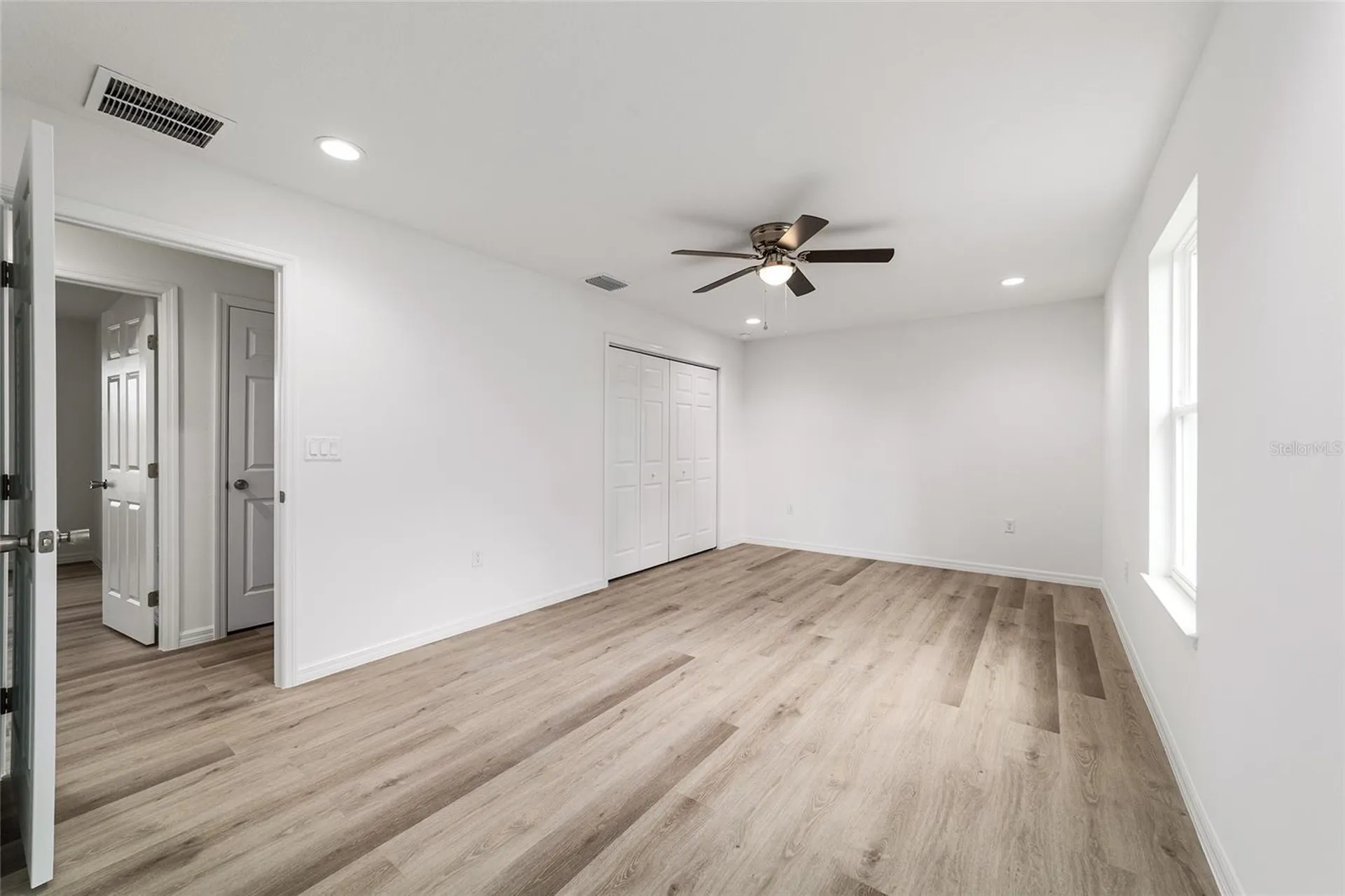34 Maple Lane Ocklawaha FL 32179