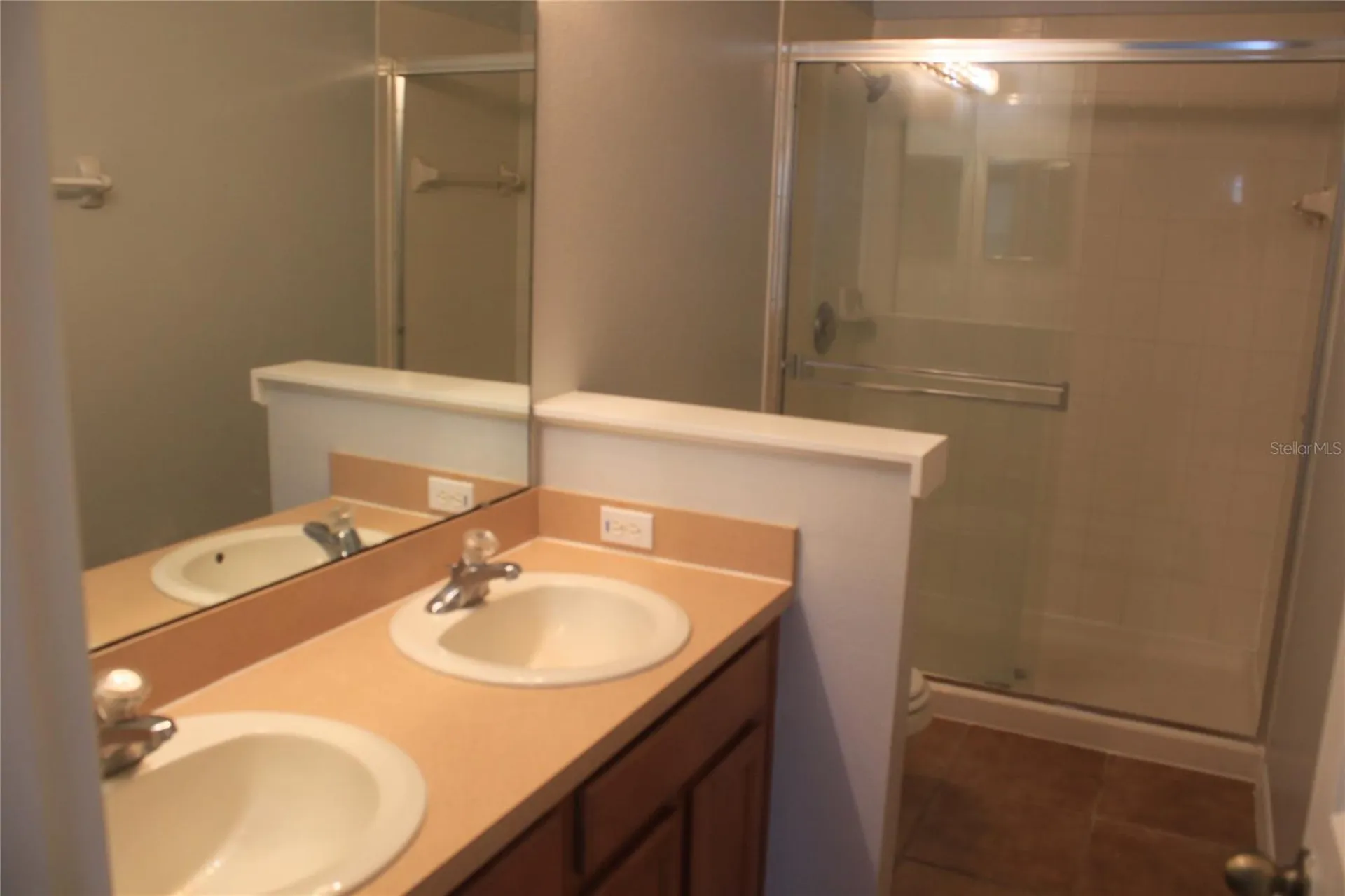 669 Cresting Oak Circle Orlando FL 32824