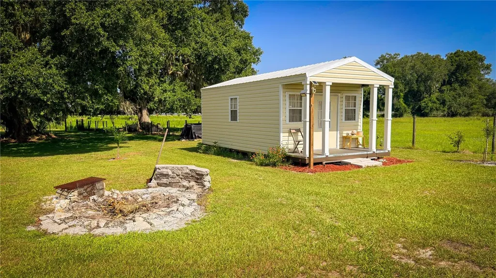 7820 SW 32nd Street Bushnell FL 33513