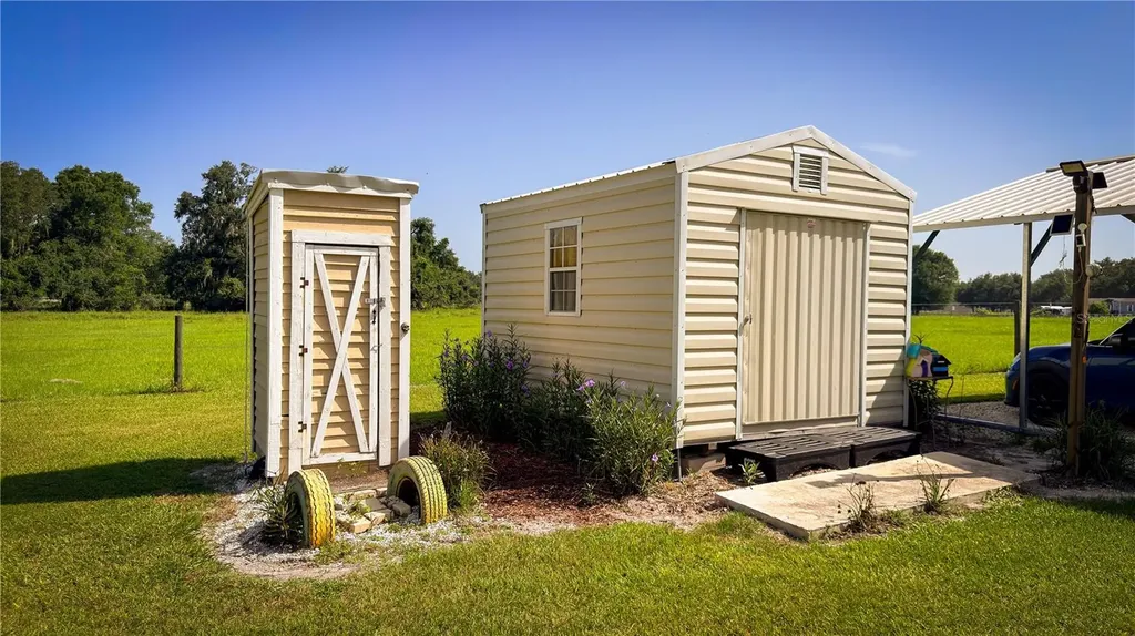 7820 SW 32nd Street Bushnell FL 33513