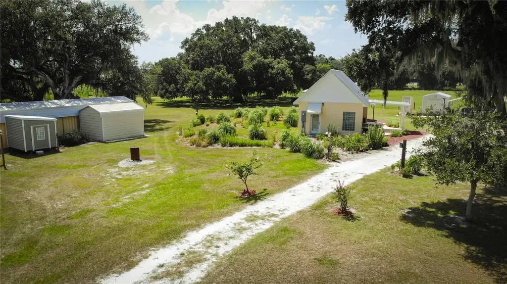 7820 SW 32nd Street Bushnell FL 33513