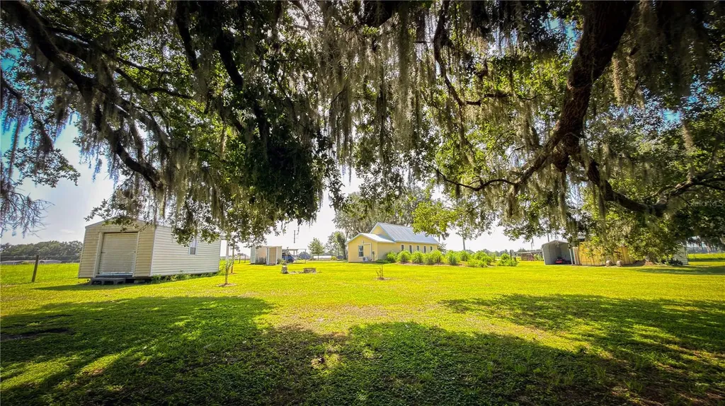 7820 SW 32nd Street Bushnell FL 33513