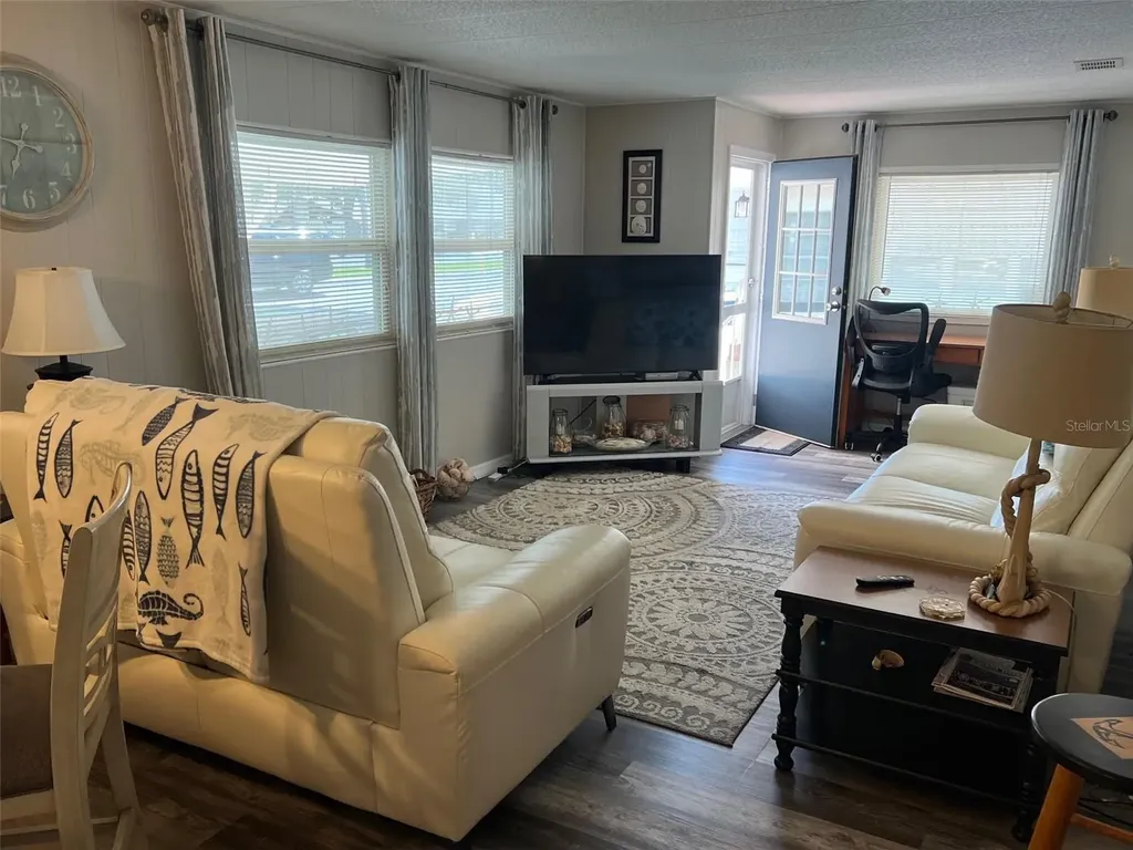 142 Fern Palm Street Largo FL 33778
