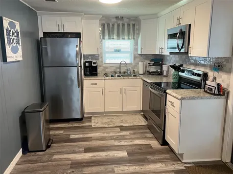 142 Fern Palm Street Largo FL 33778
