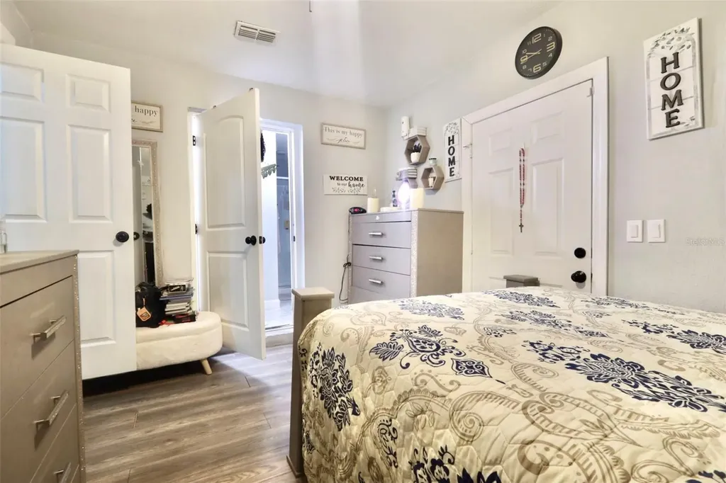 414 W Ella J Gilmore Street Apopka FL 32703