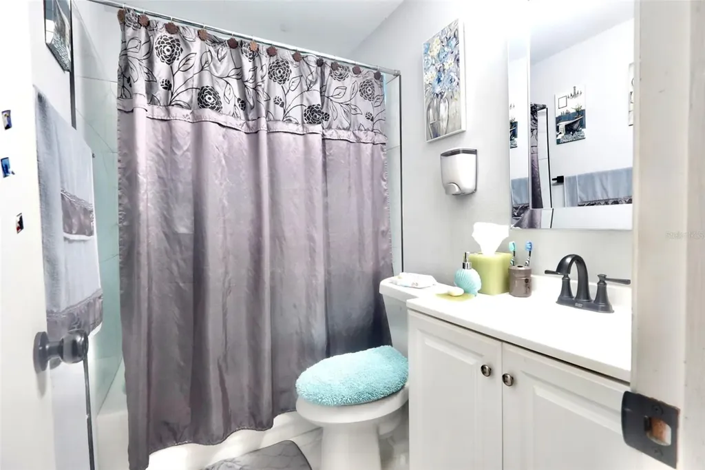 414 W Ella J Gilmore Street Apopka FL 32703