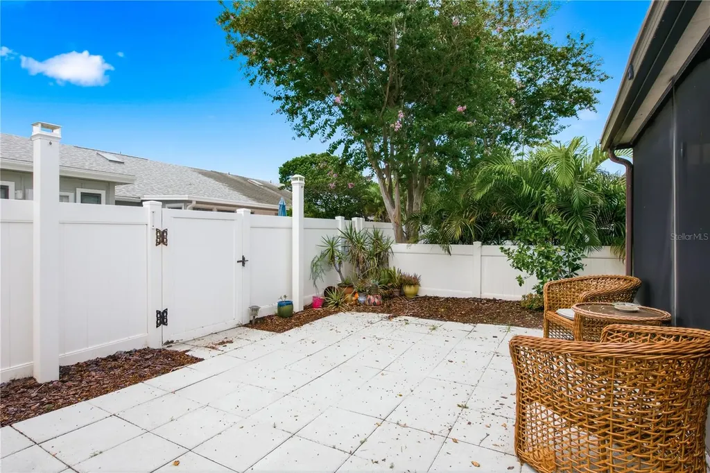 594 Daventry Square Palm Harbor FL 34683