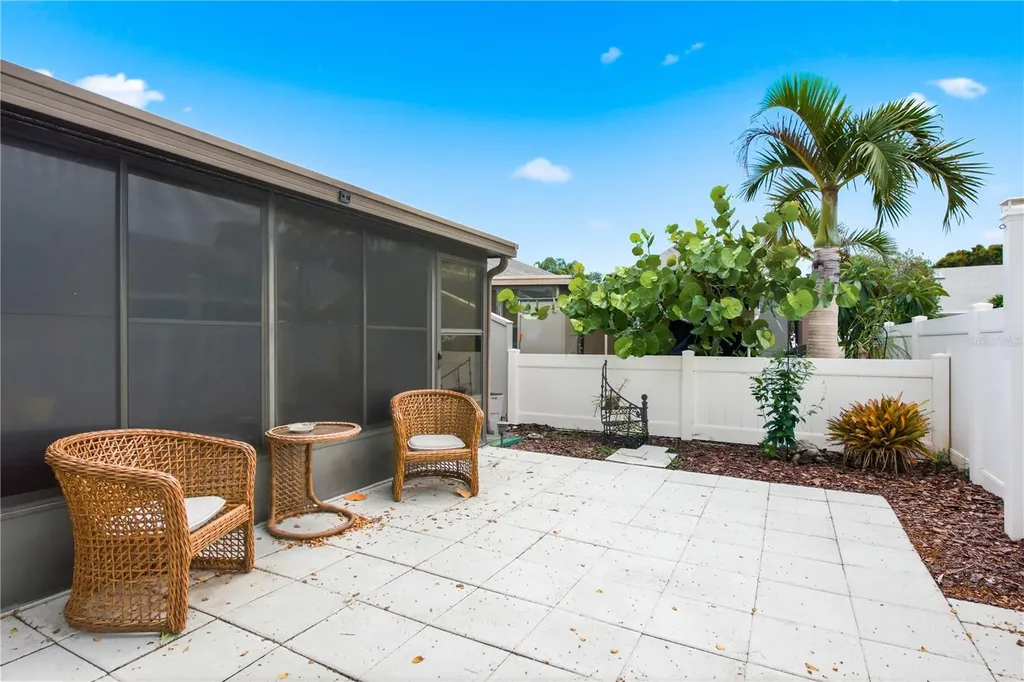 594 Daventry Square Palm Harbor FL 34683
