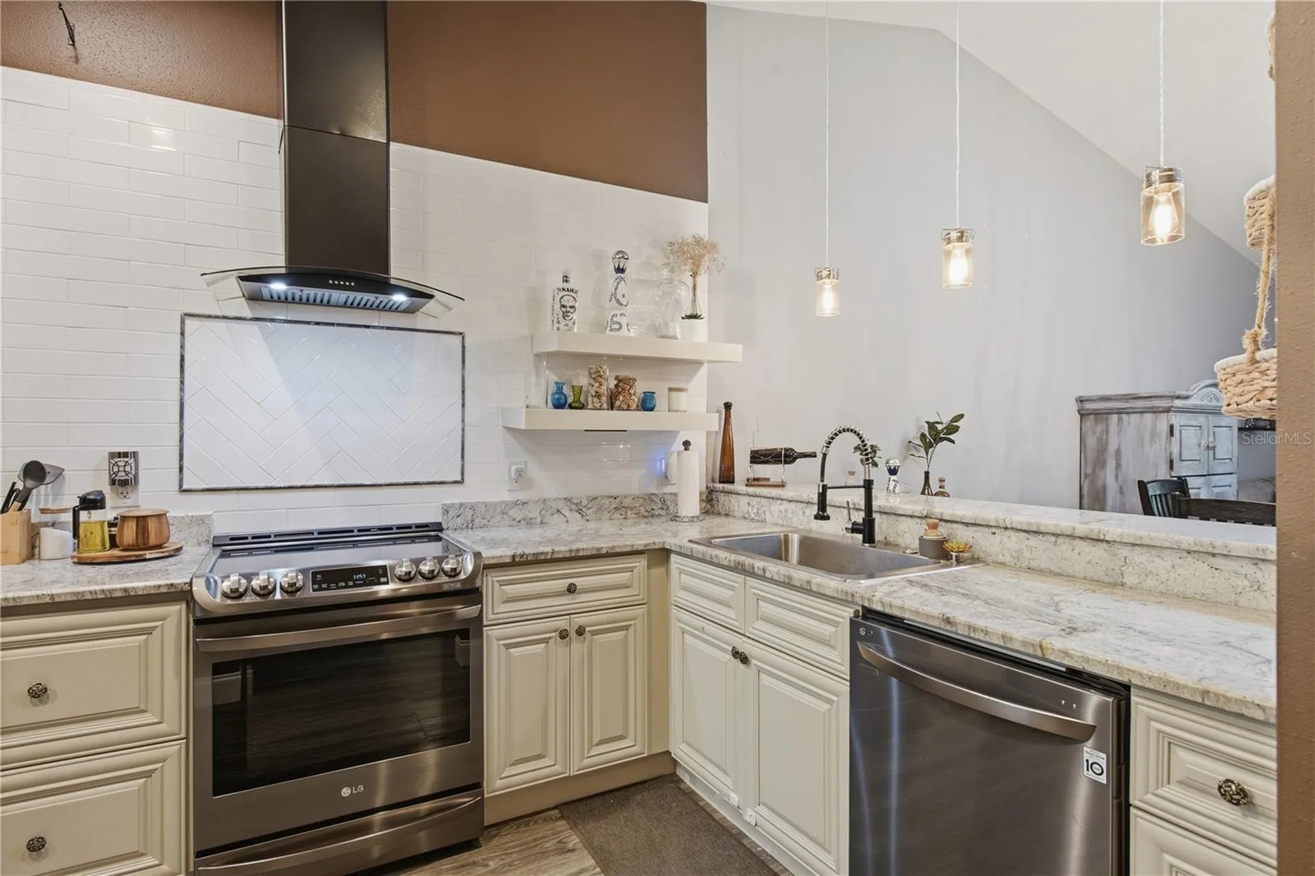 594 Daventry Square Palm Harbor FL 34683