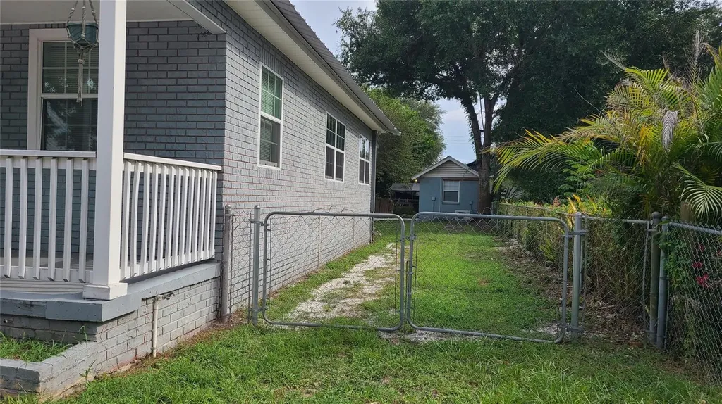 1703 E 29th Avenue Tampa FL 33605