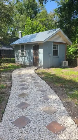 1703 E 29th Avenue Tampa FL 33605