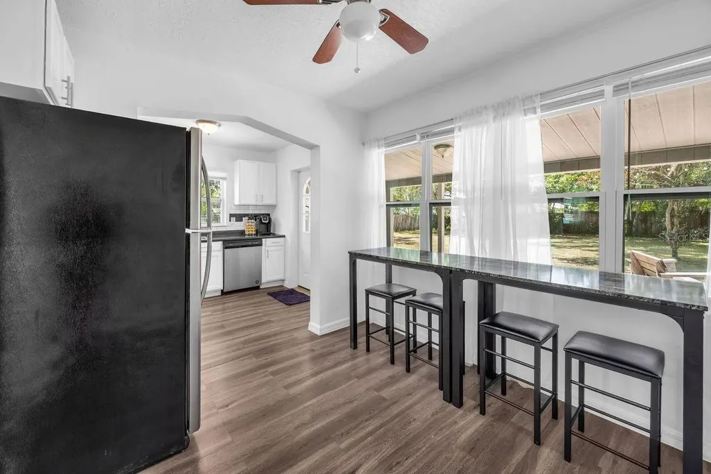 706 N Old Wire Road Wildwood FL 34785