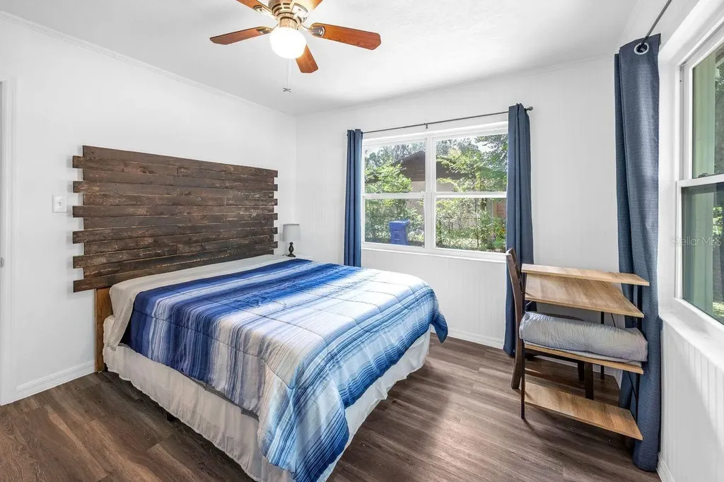 706 N Old Wire Road Wildwood FL 34785