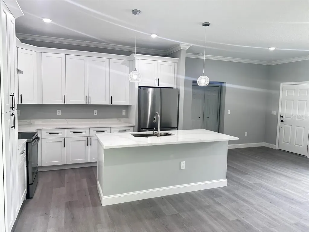 221 W Euclid Avenue Deland FL 32720